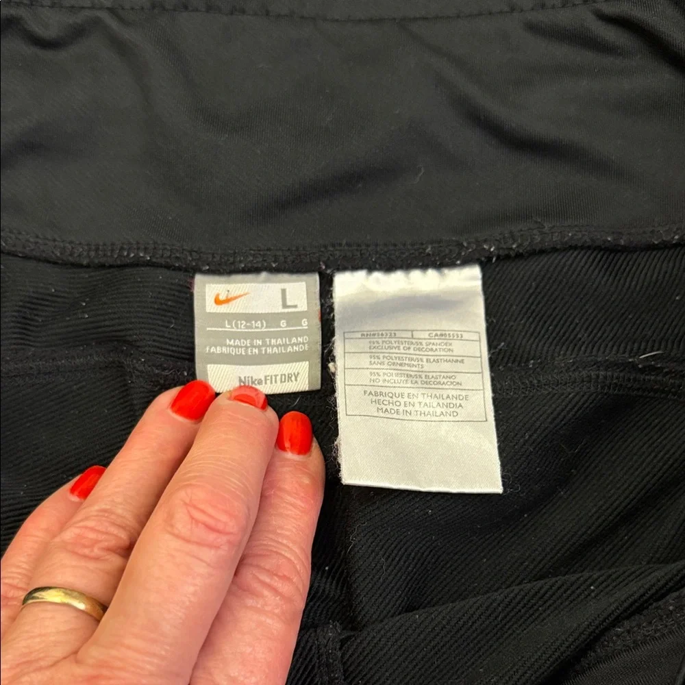 Nike women's Black wide leg - Picture 3 of 10